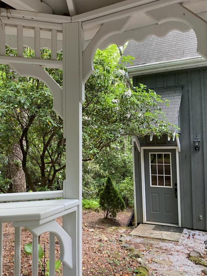 Lolly'S Treehouse Hotel Highlands Bagian luar foto